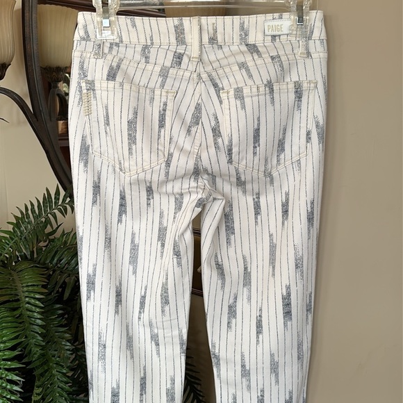 NWOT Paige White Nori Pinstripe Verdugo Ankle Stretch TRANSCEND Skinny Jeans - Picture 10 of 16